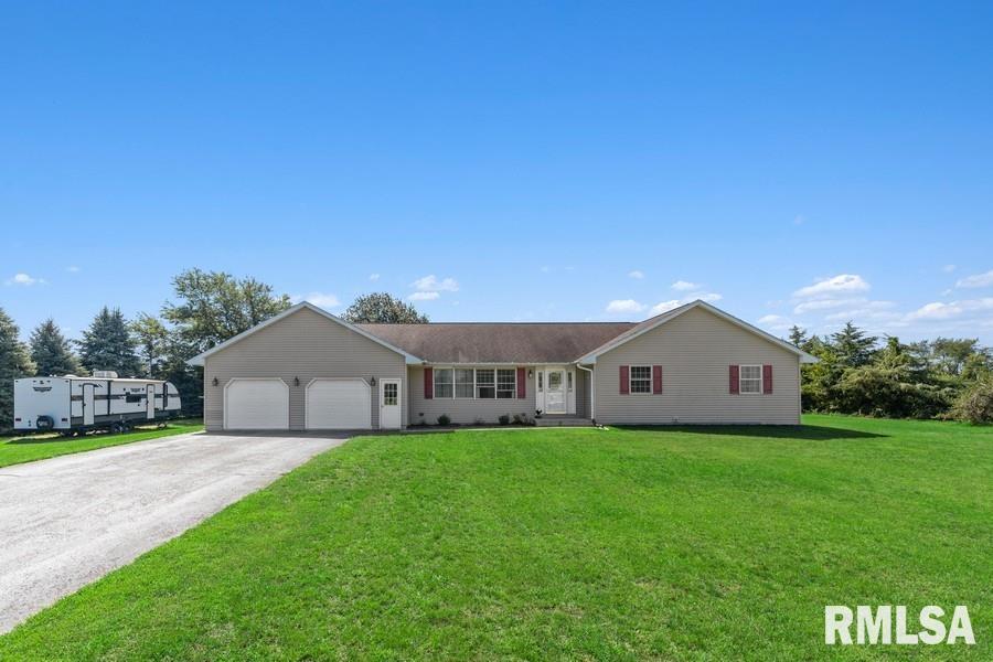 10519 Sandburr Ct., Thomson, IL 61285