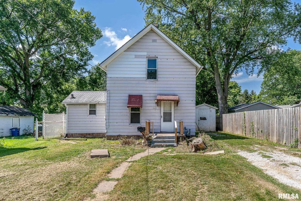 2403 18th St. #B, Moline, IL 61265