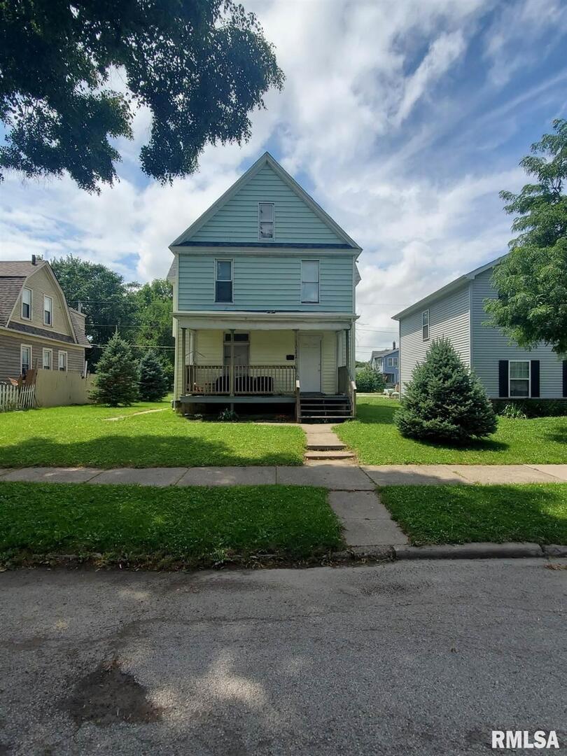 1032 16th St., Rock Island, IL 61201