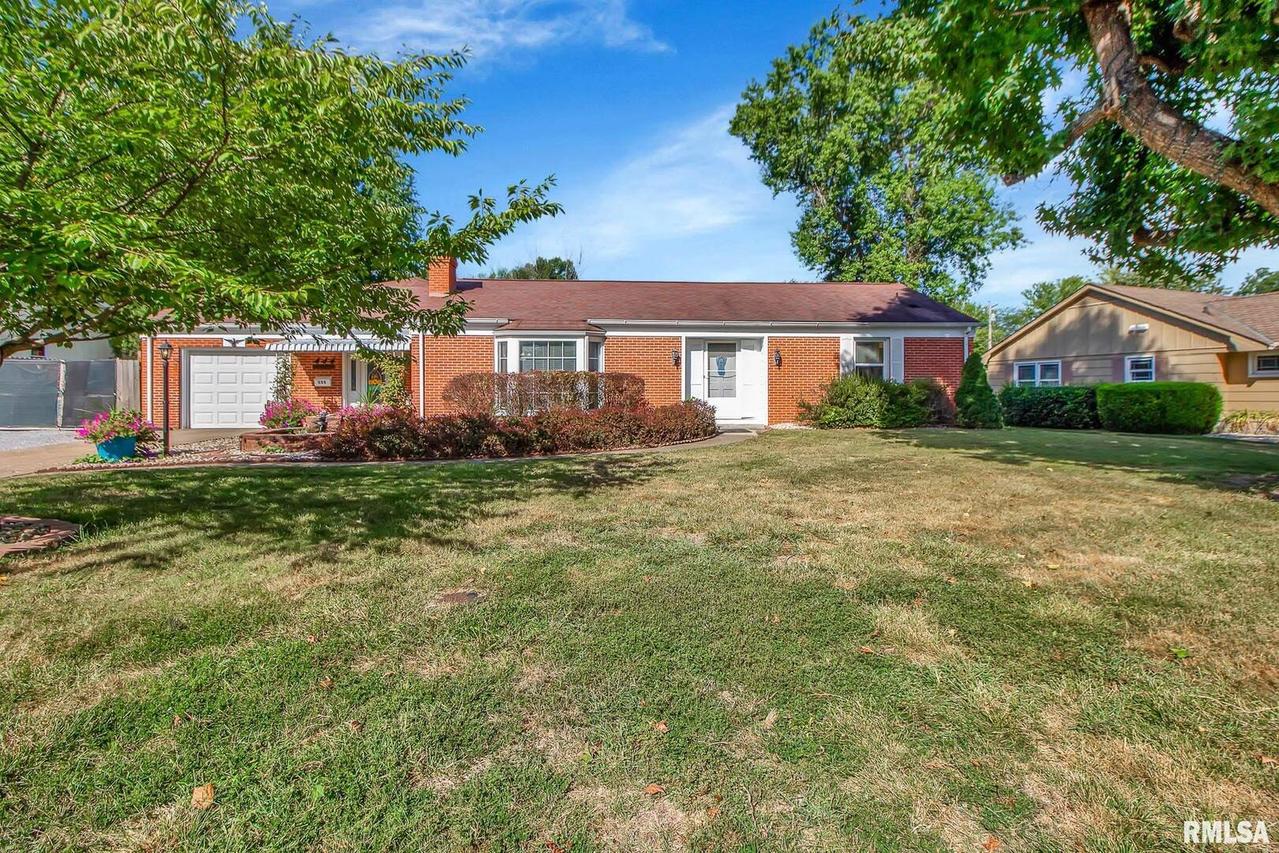 355 Park Ln., Herrin, IL 62948