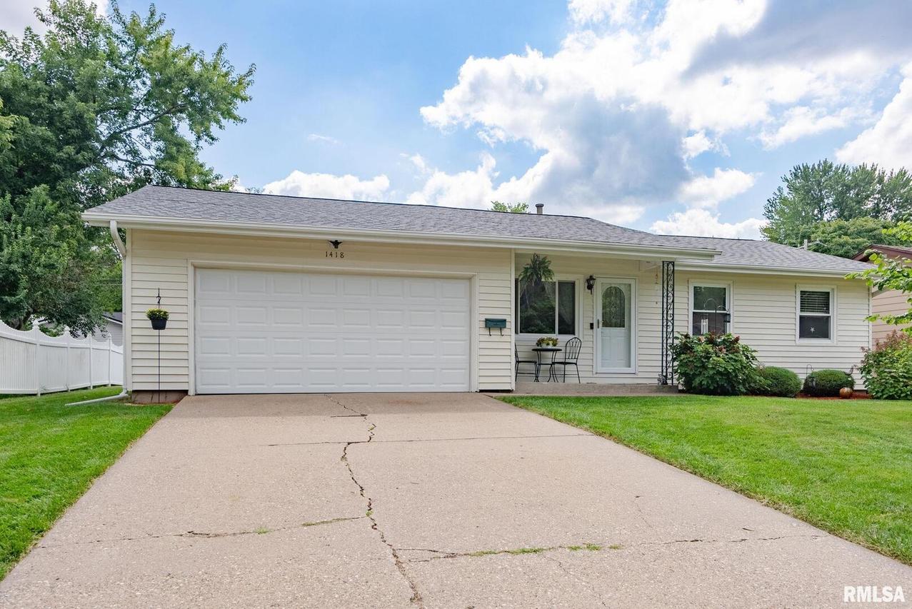 1418 18th Ave., Silvis, IL 61282