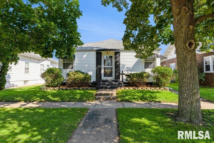 921 15th Ave., Fulton, IL 61252