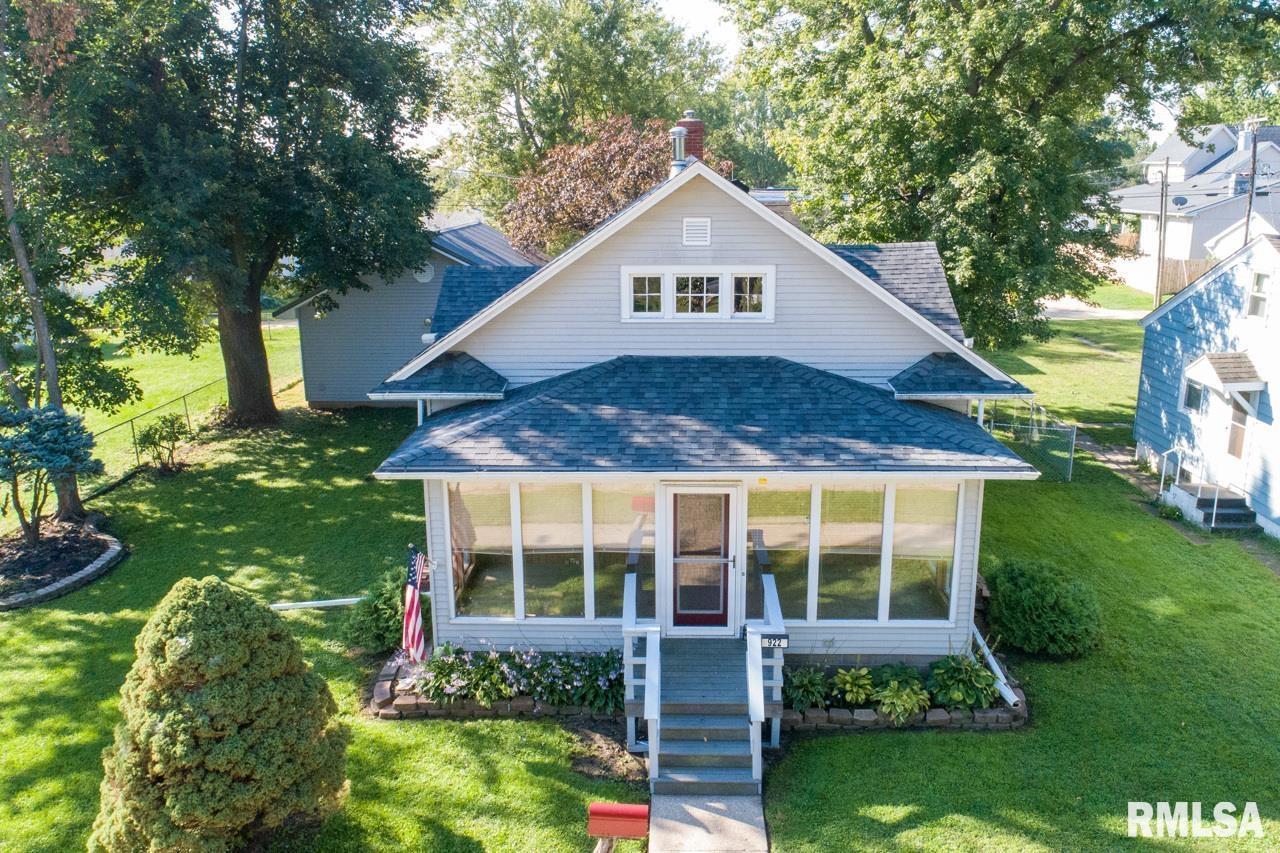 922 9th Ave., Fulton, IL 61252