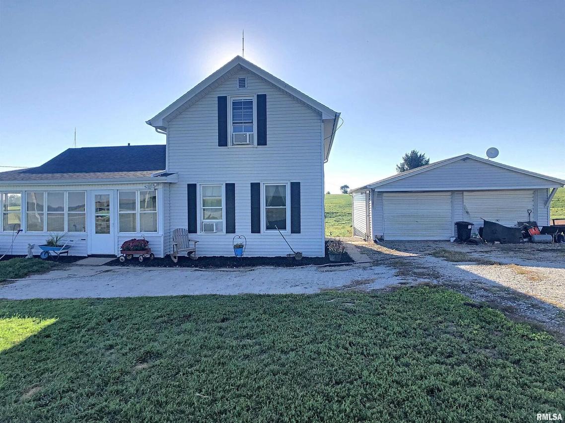 15237 E 1700 St., Geneseo, IL 61254