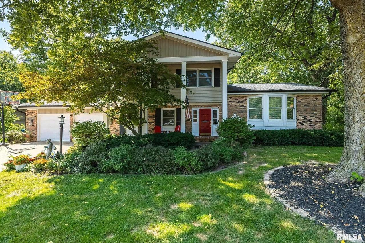 510 E 5th St., Coal Valley, IL 61241