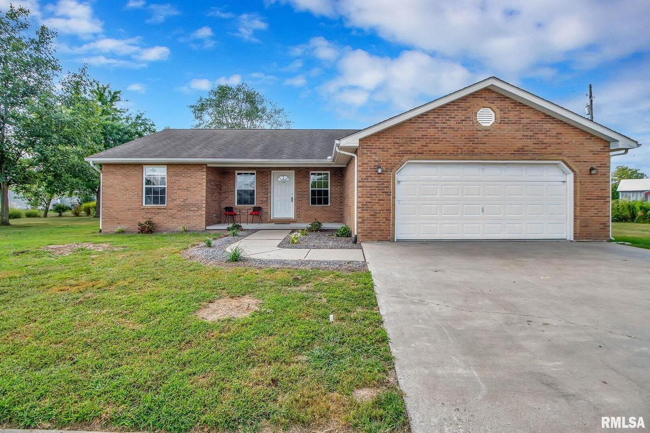 1409 E Willow Dr., Marion, IL 62959