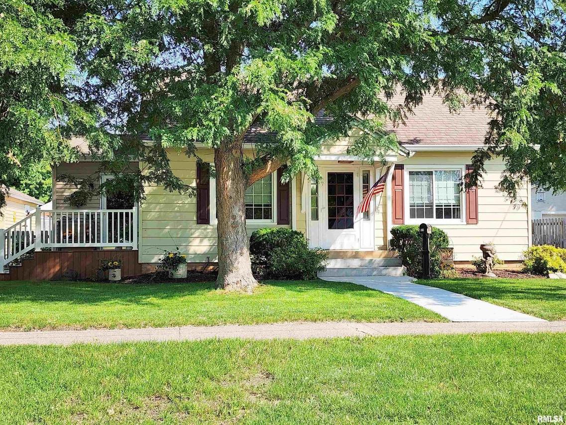 614 S Center St., Geneseo, IL 61254