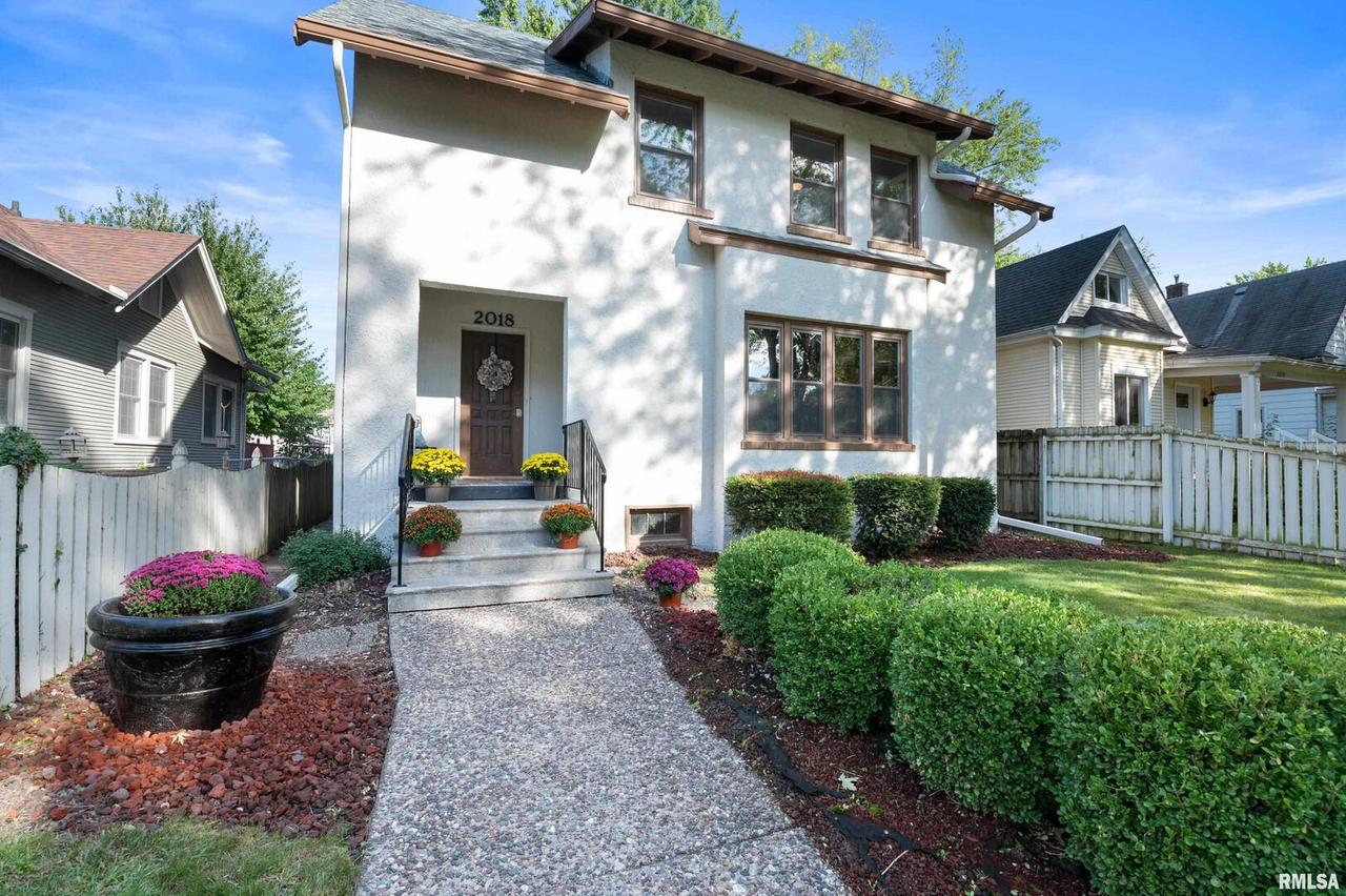 2018 14th St., Moline, IL 61265