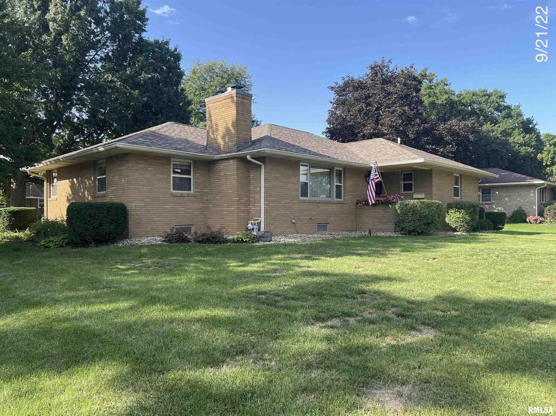 534 E Main St., Geneseo, IL 61254