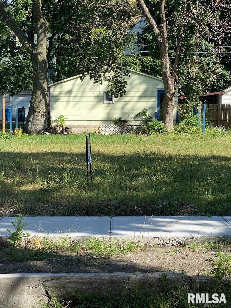 843 22nd St., Rock Island, IL 61201