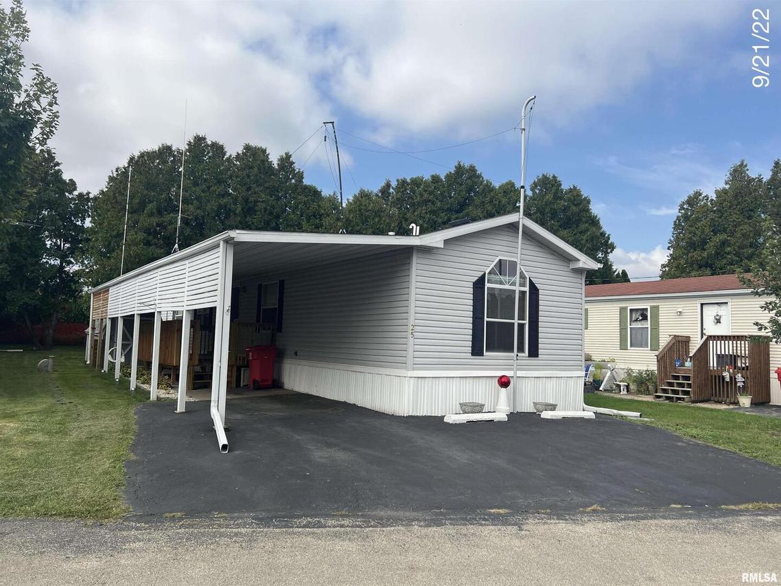 25 Green Acres, Geneseo, IL 61254