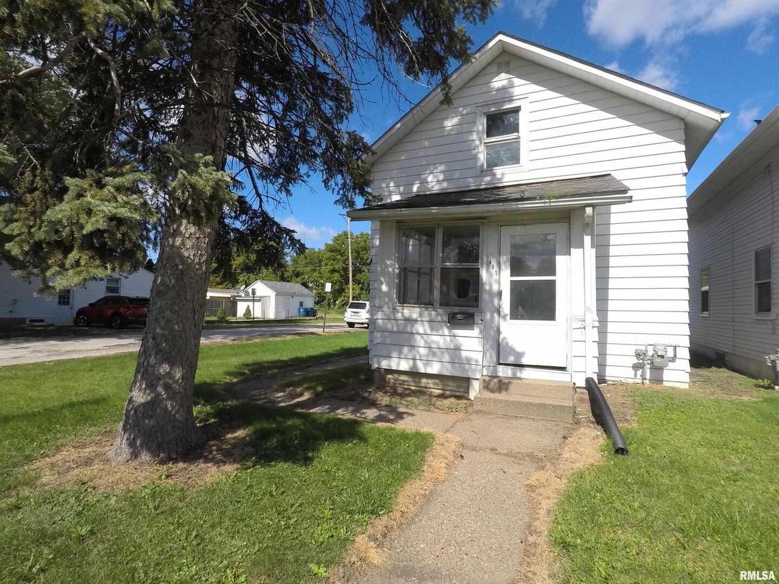 401 15th Ave., East Moline, IL 61244