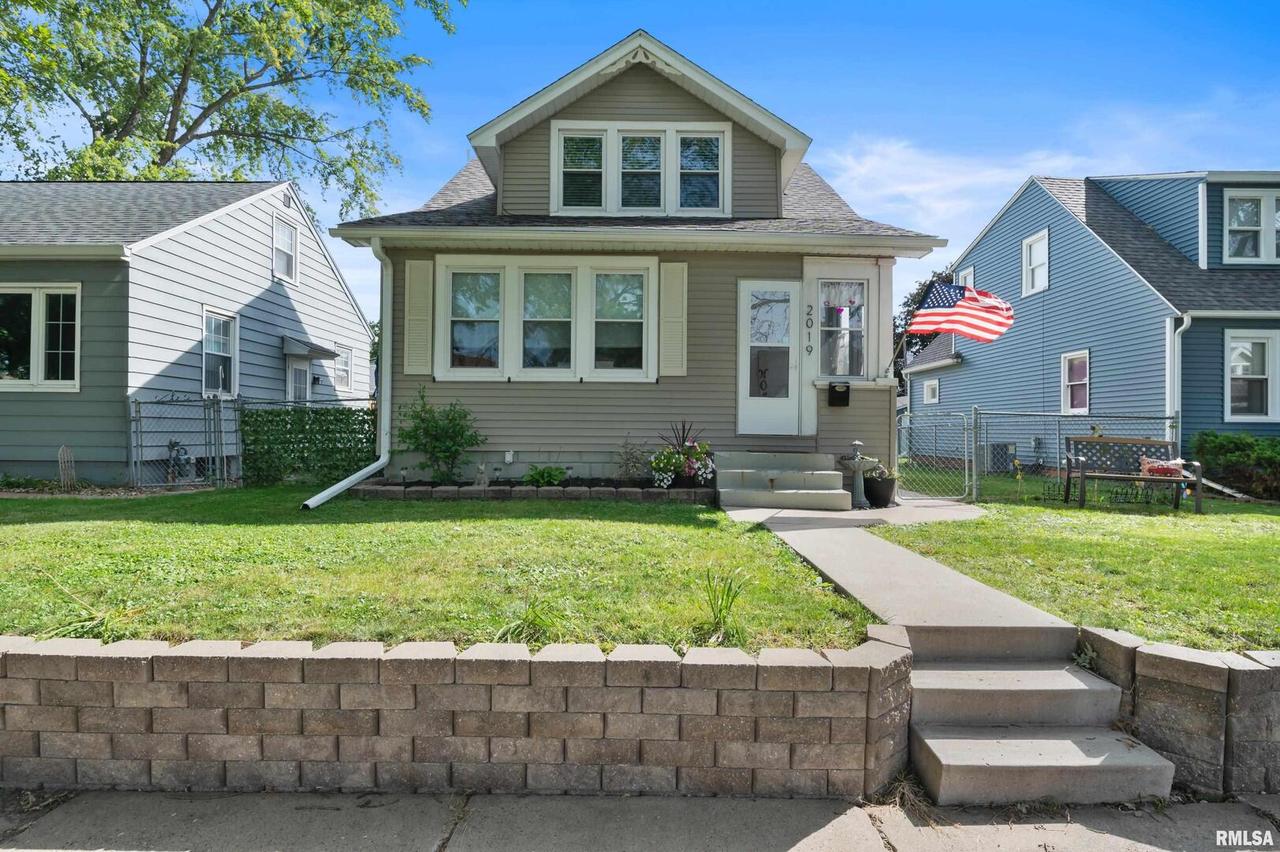 2019 43rd St., Rock Island, IL 61201