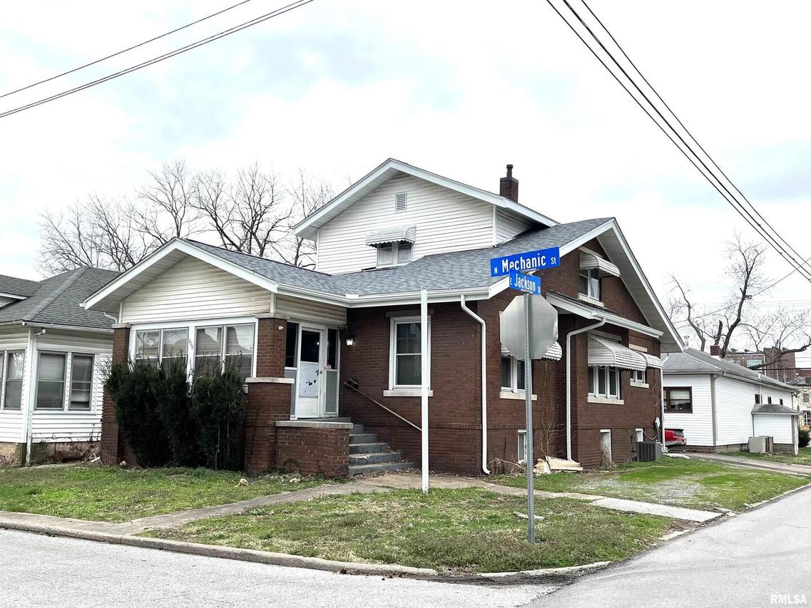 306 N Mechanic St., Marion, IL 62959