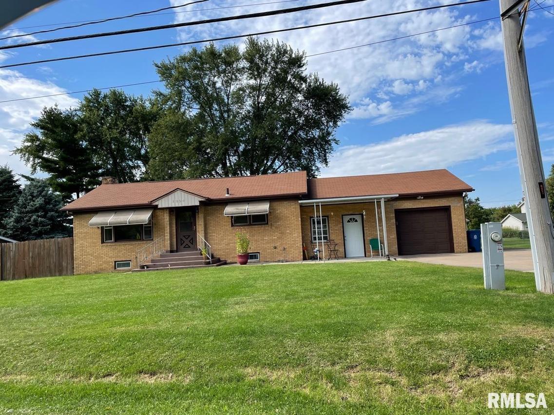 1304 1st St., Coal Valley, IL 61240