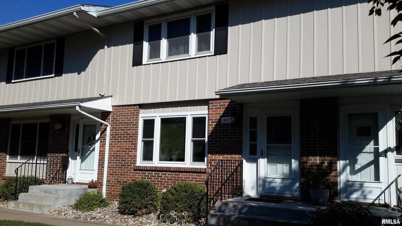 1517 21st Ave. #9, Rock Island, IL 61201