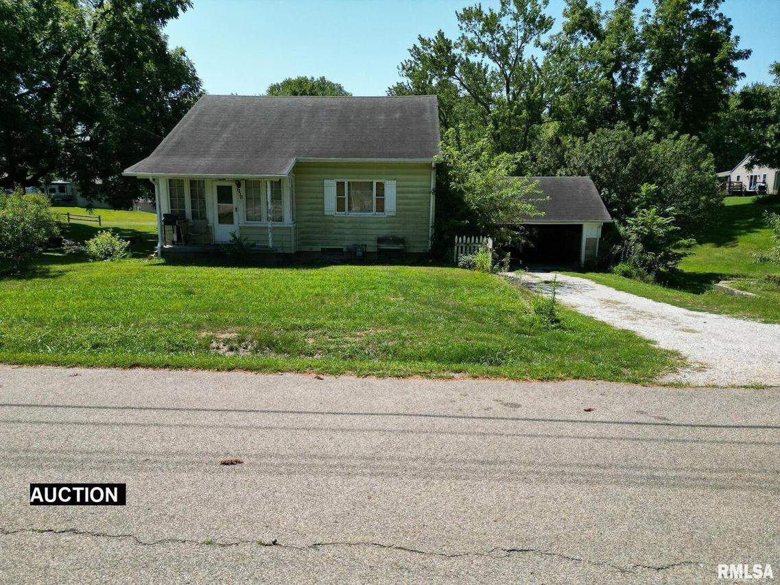 650 Van Winkle Dr., Canton, IL 61520