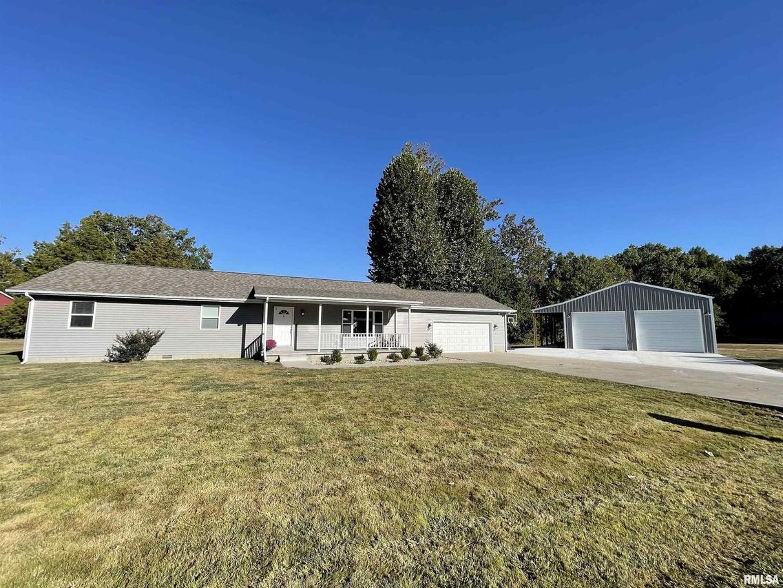 1610 Sara Ln., Carterville, IL 62918