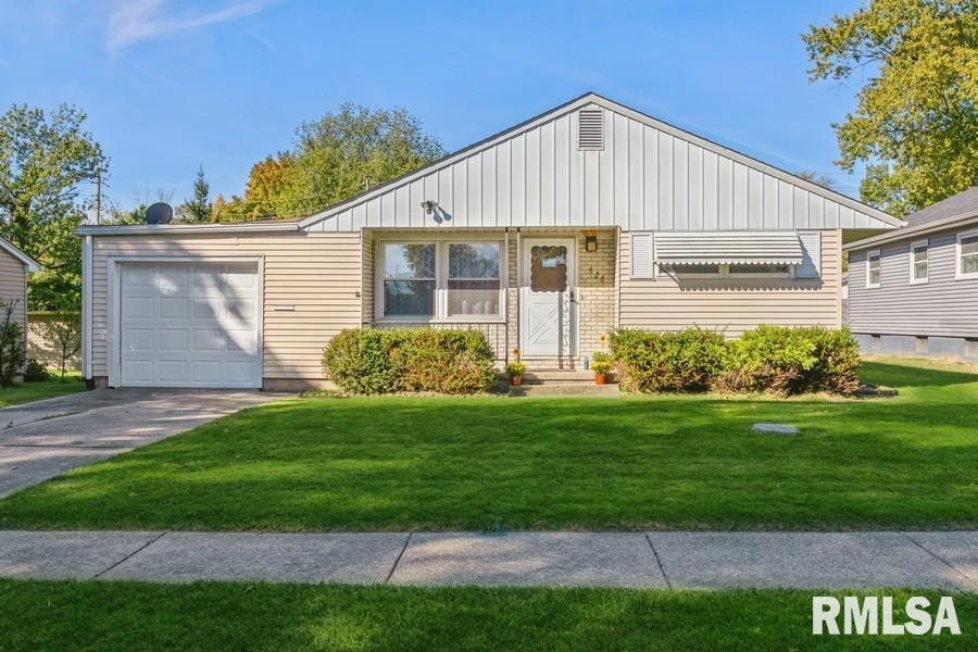 626 16th St., Silvis, IL 61282