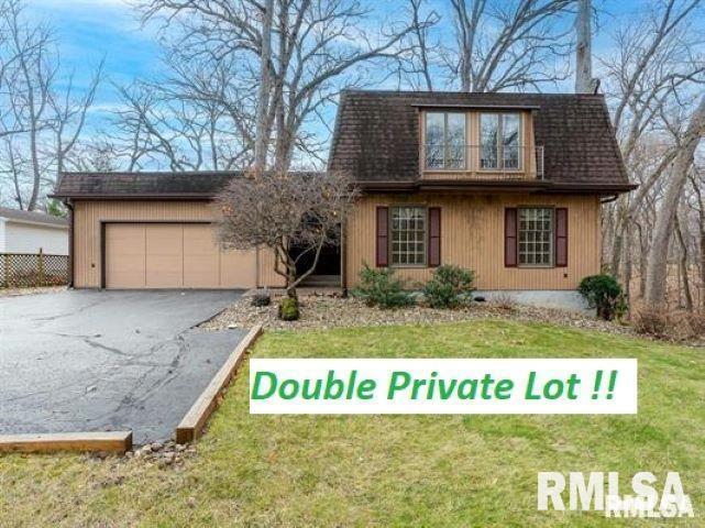 2823 2nd St., Moline, IL 61265