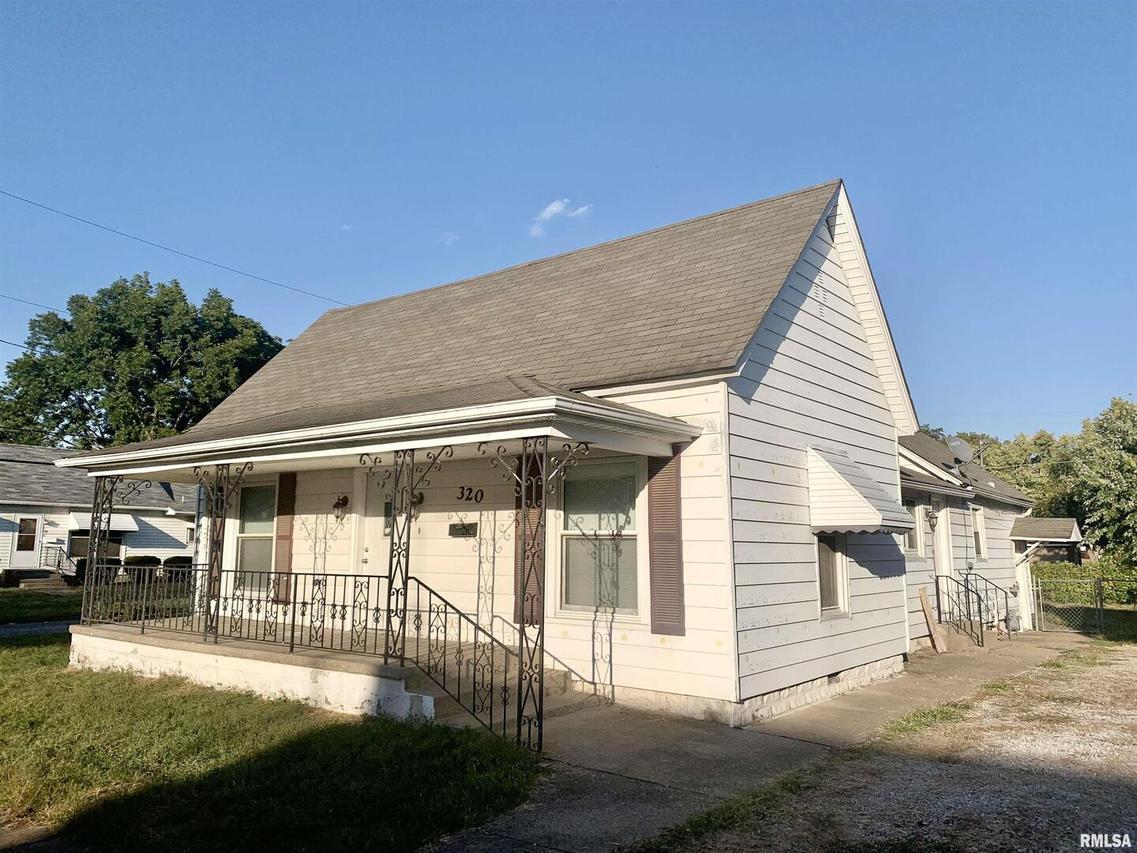 320 N 18th St., Herrin, IL 62948