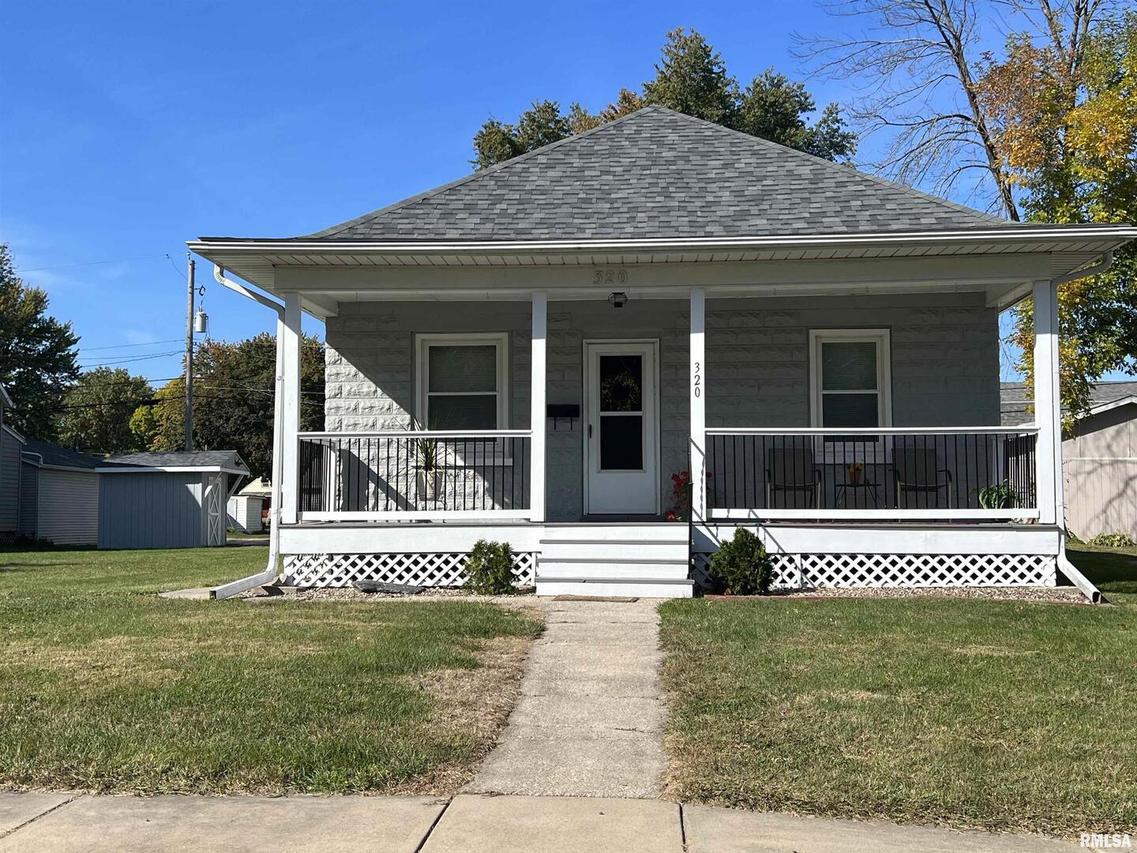 320 17th St., Silvis, IL 61282