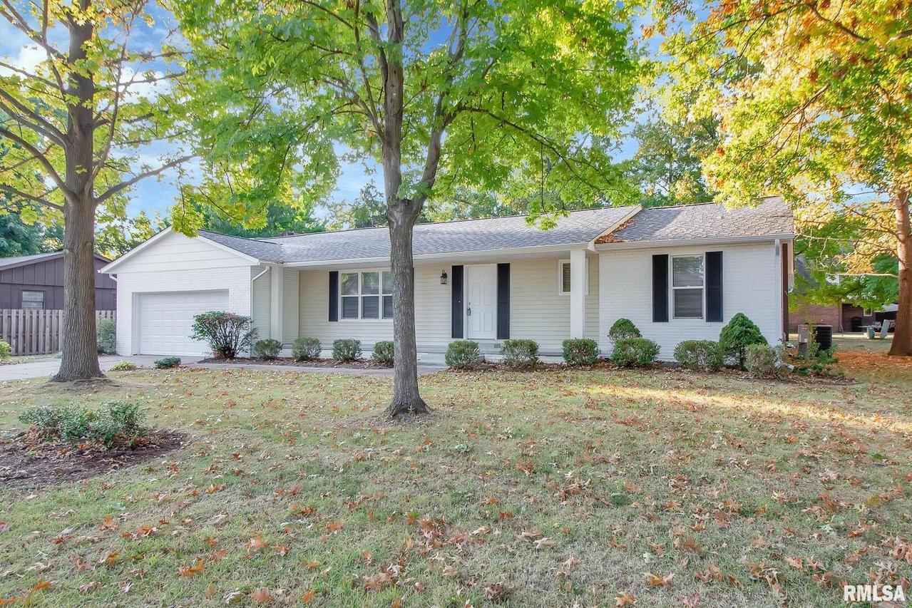 3005 W Woodlawn Pl., Marion, IL 62959