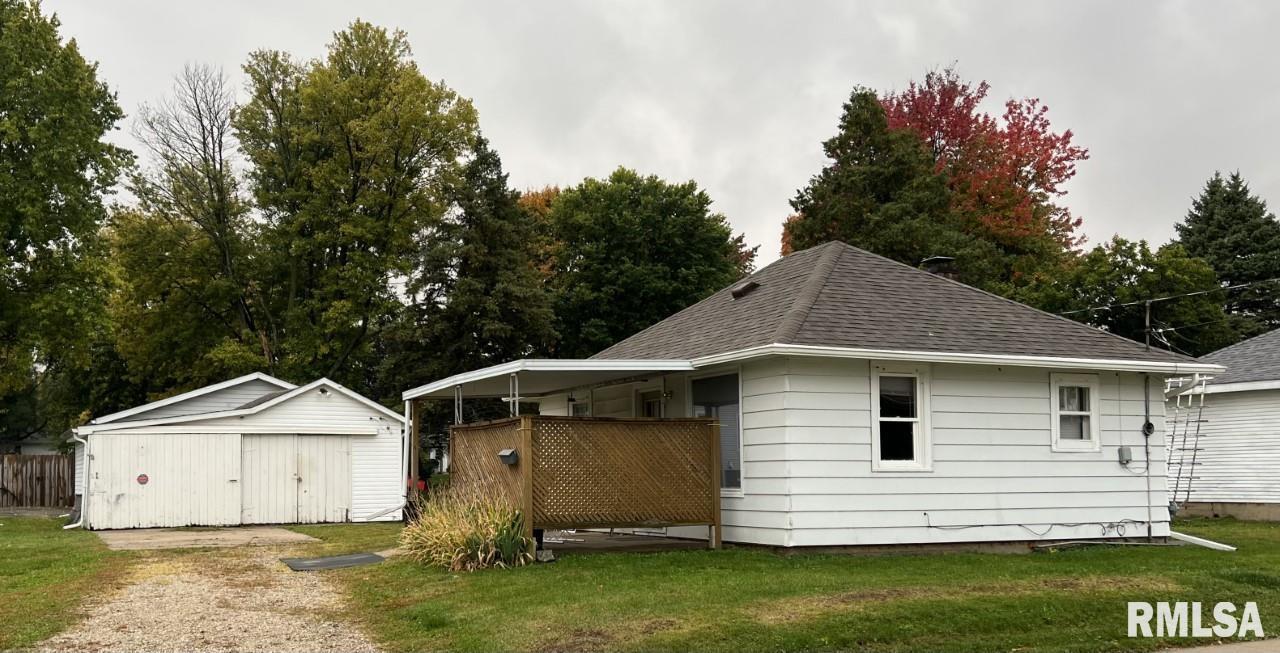 15 Morgan Rd., Galva, IL 61434