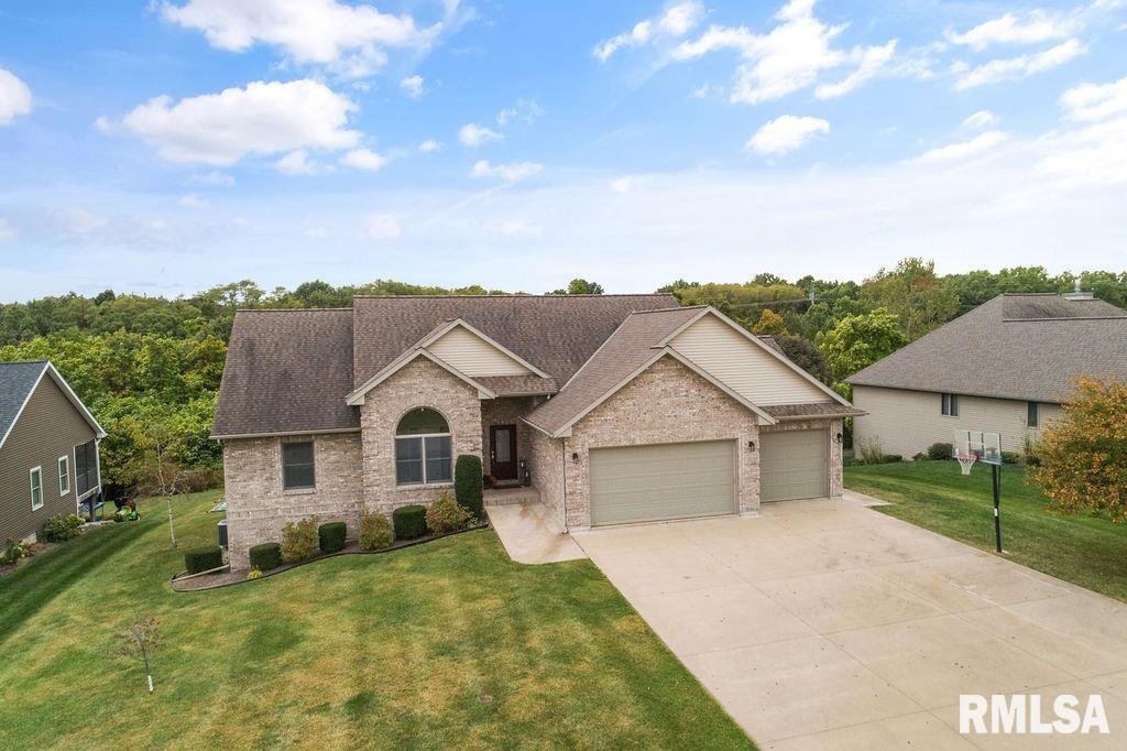 6418 N Stone Ridge Dr., Quincy, IL 62305