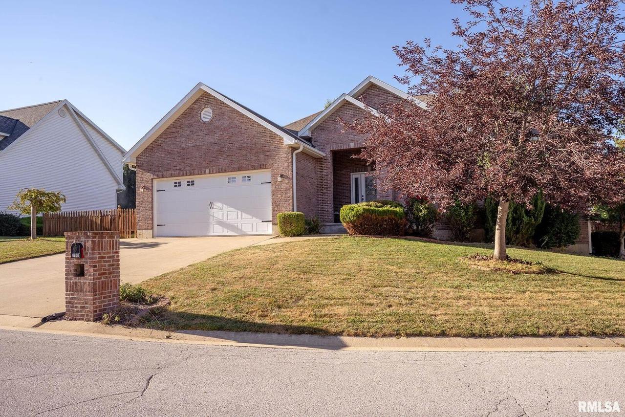 2181 Frese Dr., Quincy, IL 62305