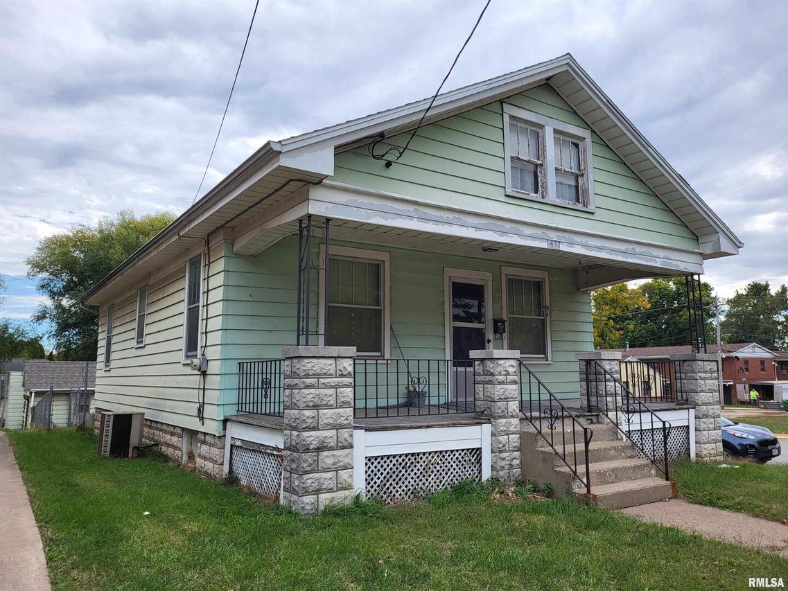 1417 S 6th St., Quincy, IL 62301