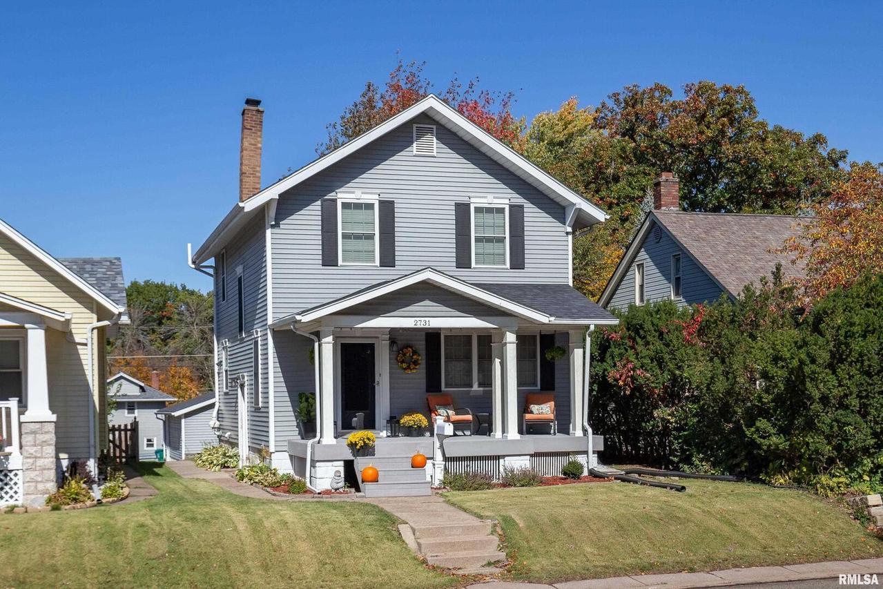 2731 12th Ave., Moline, IL 61265