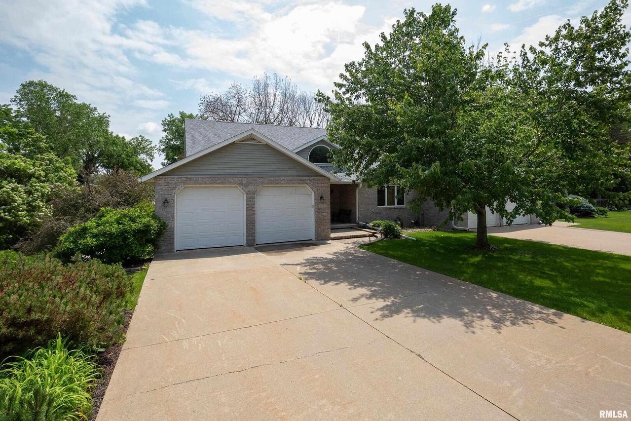 4040 36th Avenue Ct. #1, Moline, IL 61265