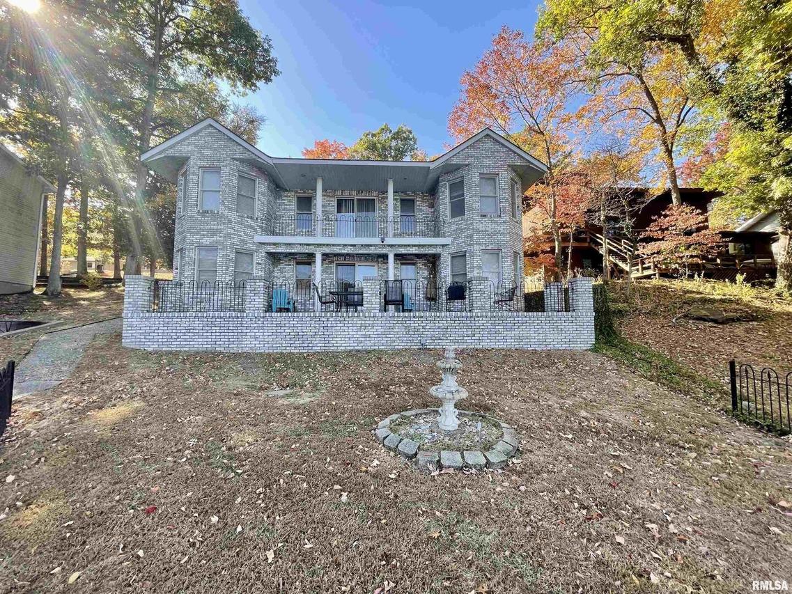 175 Oak Cir., Goreville, IL 62939