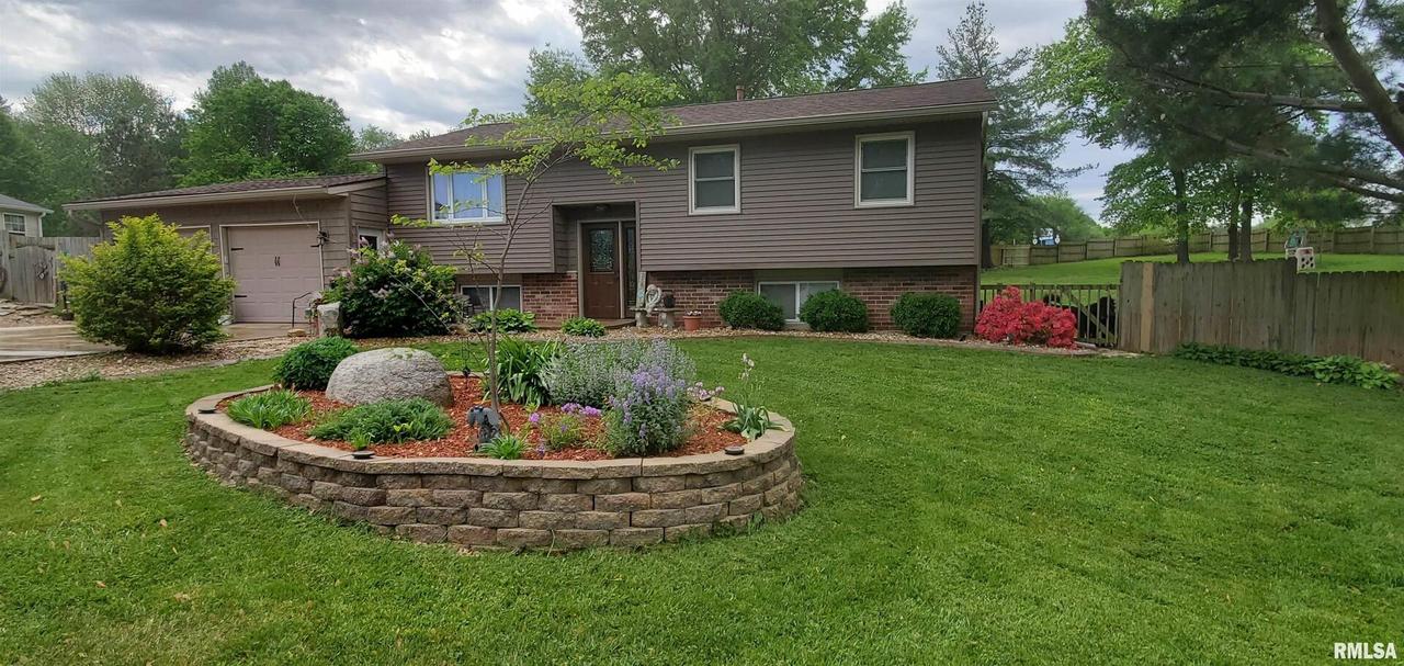 108 Dogwood Ct., Payson, IL 62360