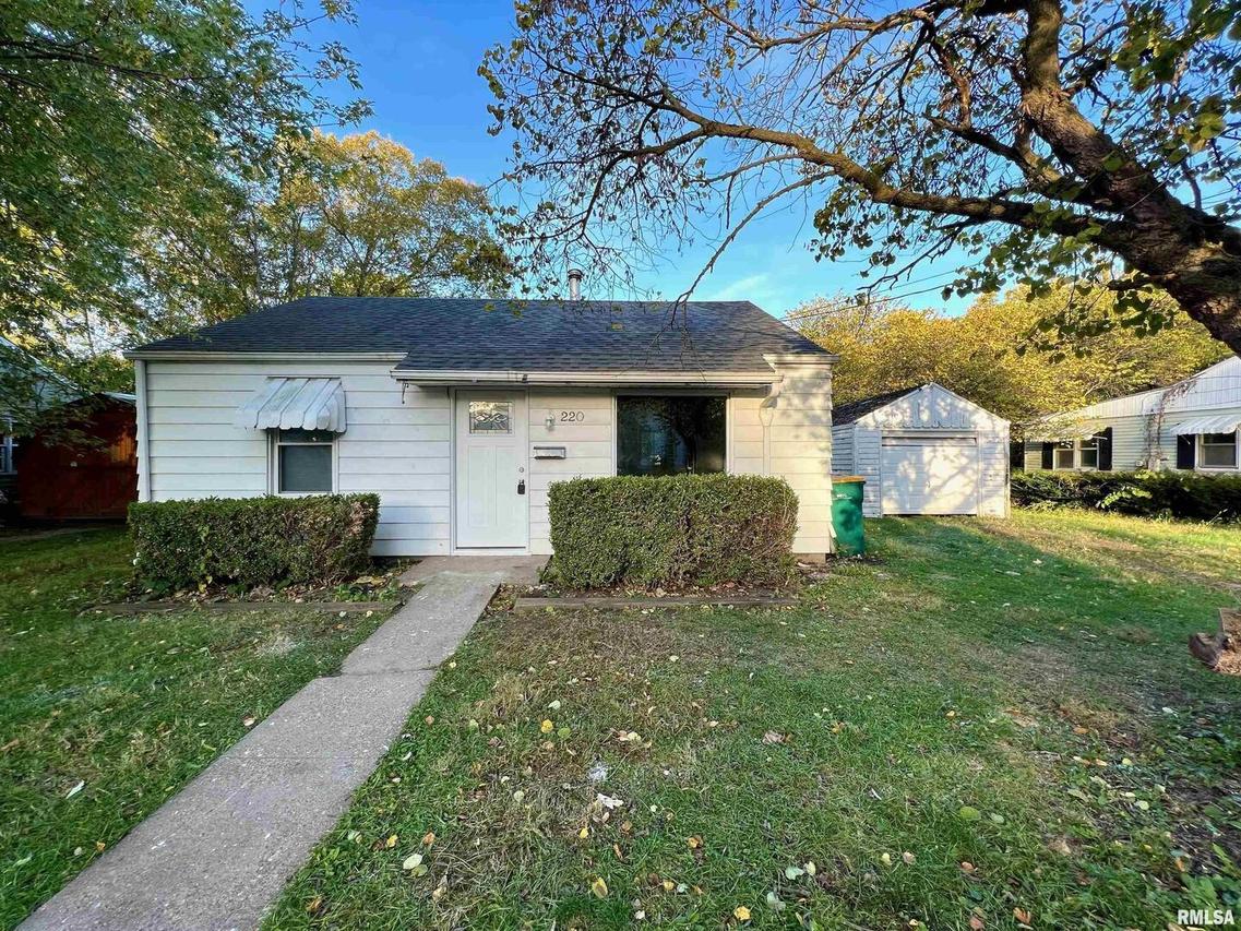 220 S White St., Macomb, IL 61455