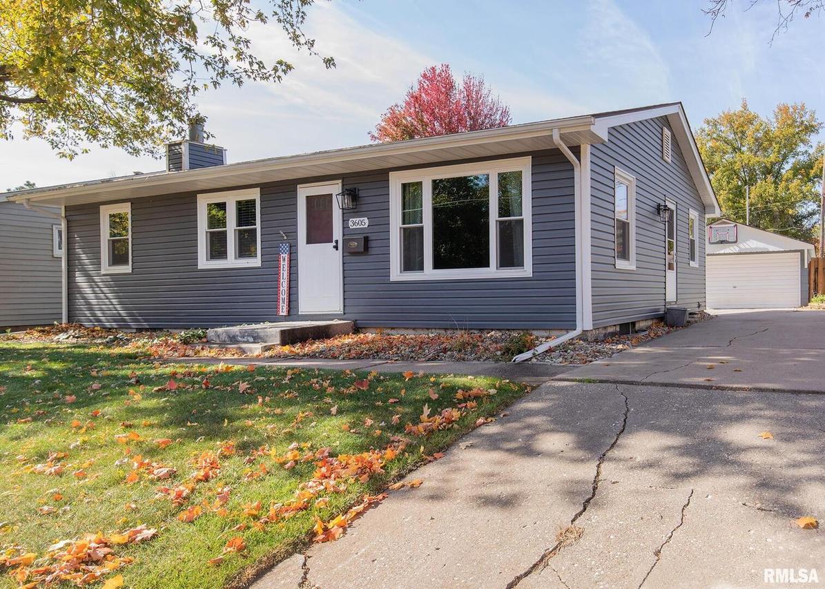 3605 38th St., Moline, IL 61265