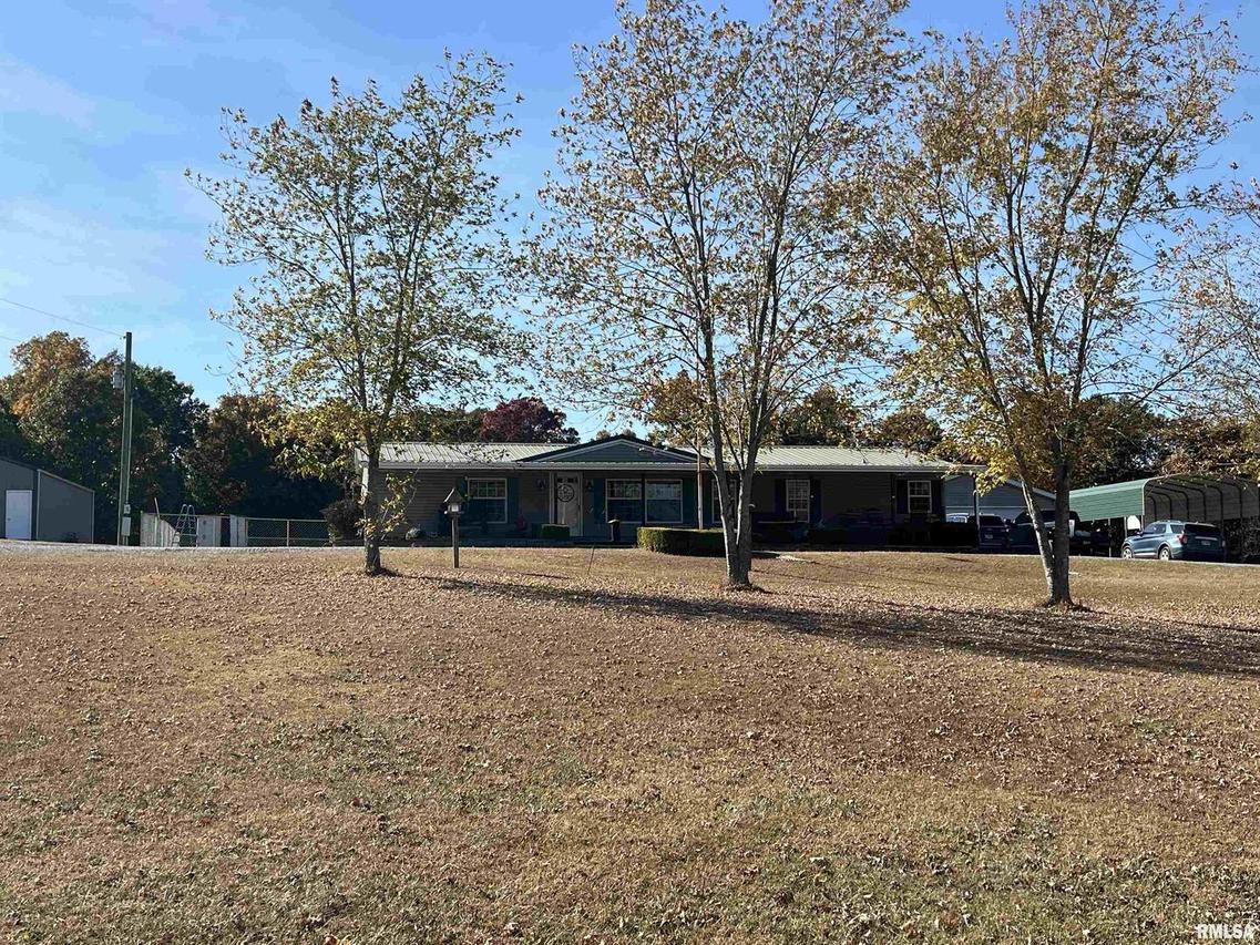 1001 Highway 145 N, Simpson, IL 62985