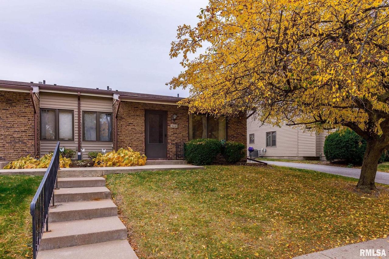 5220 26th Avenue A Ct. #23, Moline, IL 61265