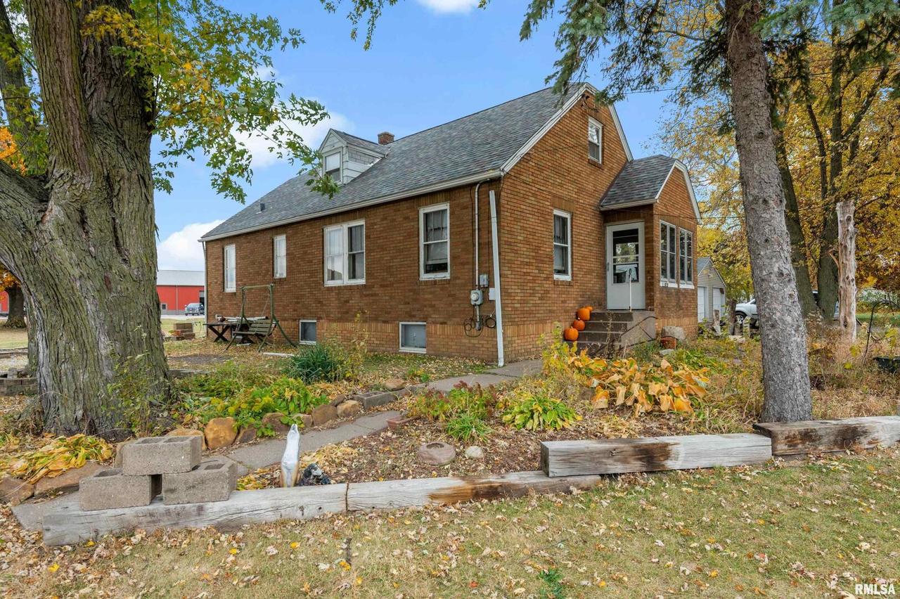 1713 1st Ave., Silvis, IL 61282