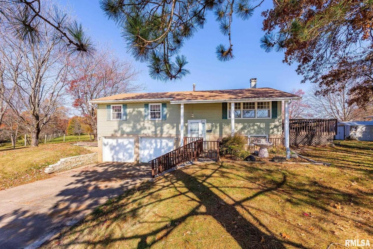 9770 Wolf Rd., Geneseo, IL 61254