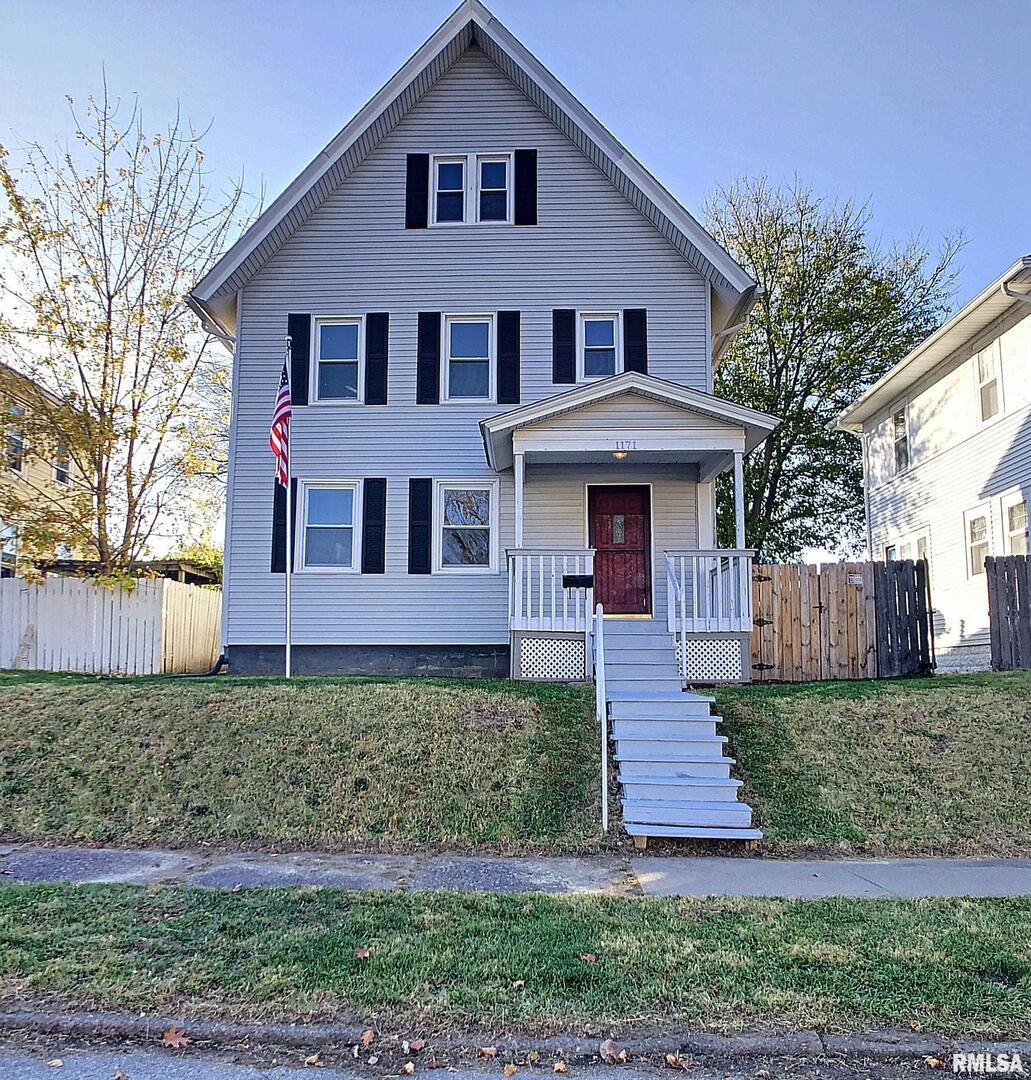 1171 26th St. #A, Moline, IL 61265