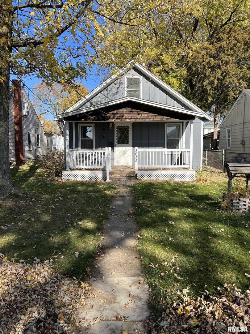 3615 22nd Ave., Moline, IL 61265