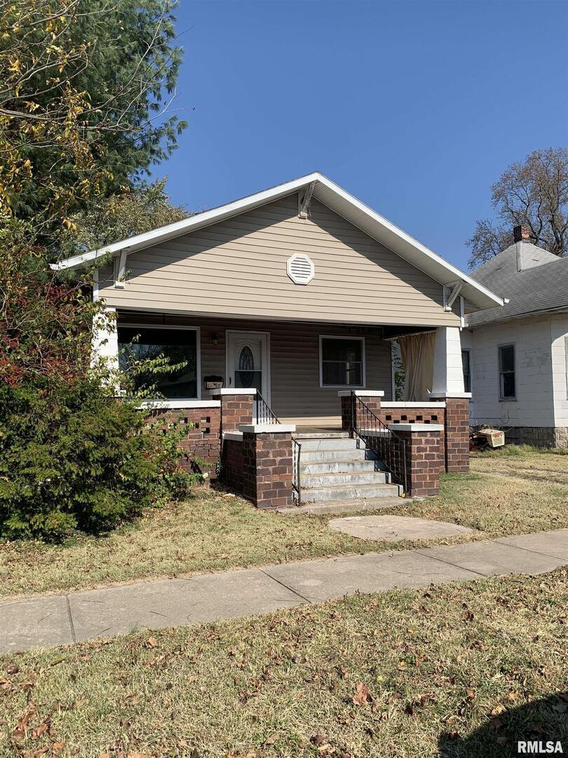 1930 Pine St., Murphysboro, IL 62966