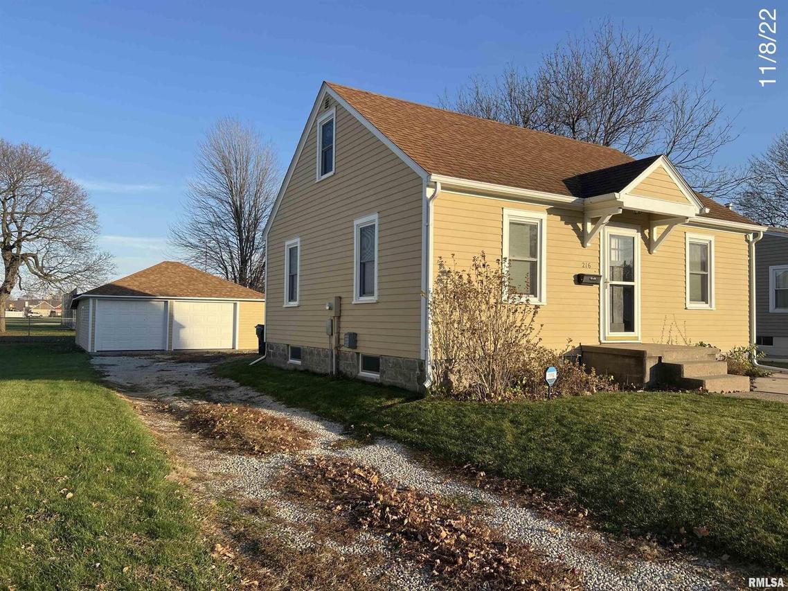 216 S Spring St., Geneseo, IL 61254