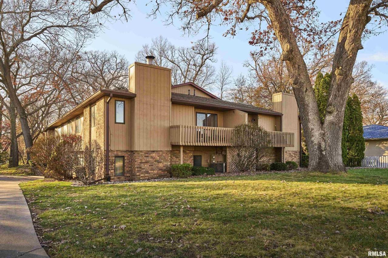 4647 9th St., East Moline, IL