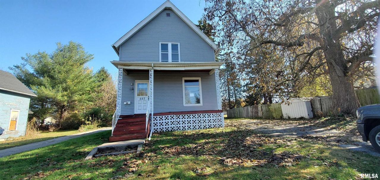 557 Liberty St., Galesburg, IL 61401
