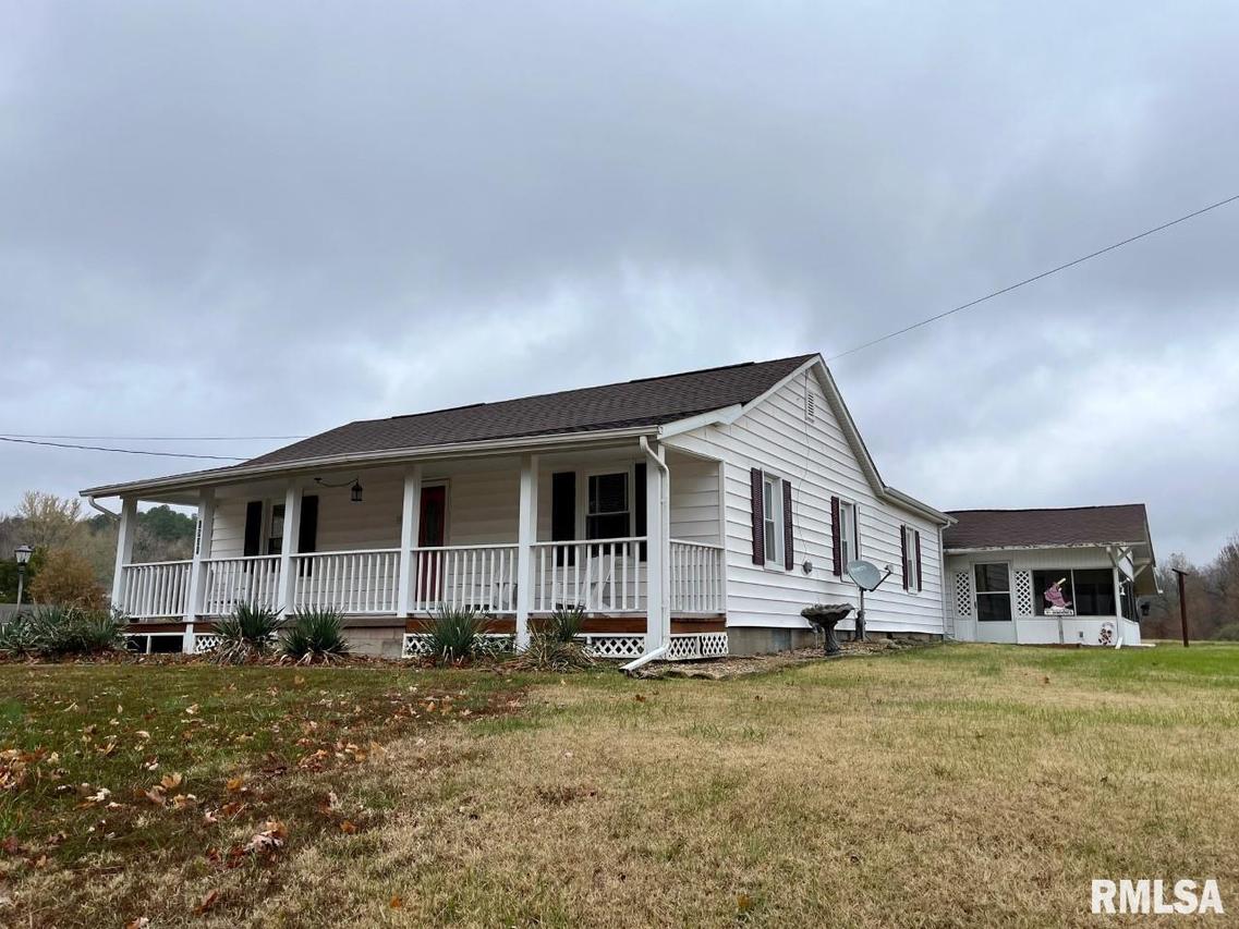 6944 Giant City Rd., Carbondale, IL 62901