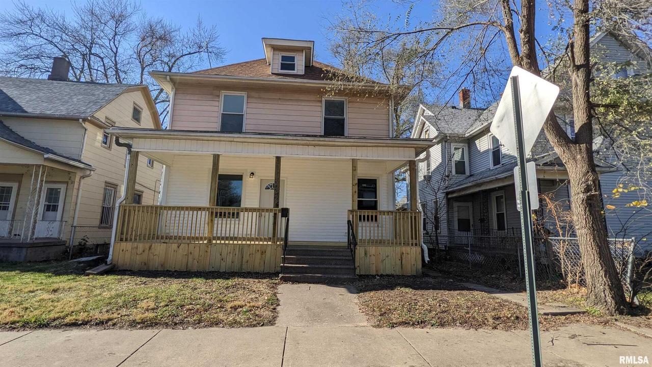 1232 15th St., Rock Island, IL 61201