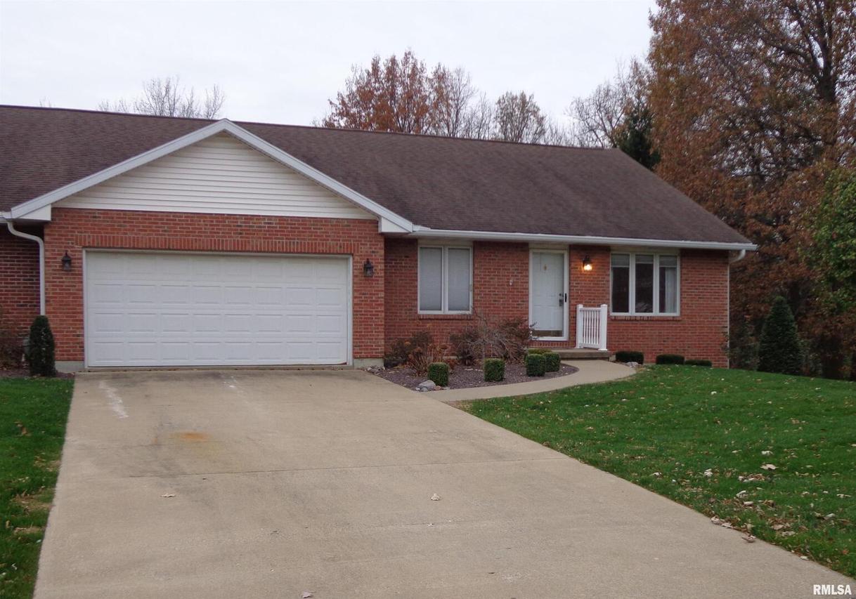 201 Dublin Dr., Quincy, IL 62305